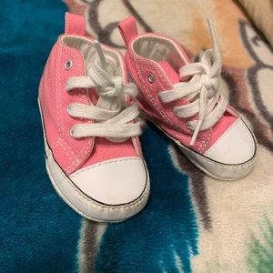 Baby girl converse